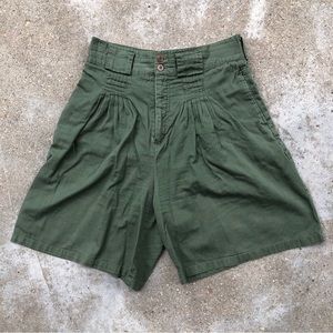 Vintage retro 80s high waisted cotton green shorts safari preppy size 14